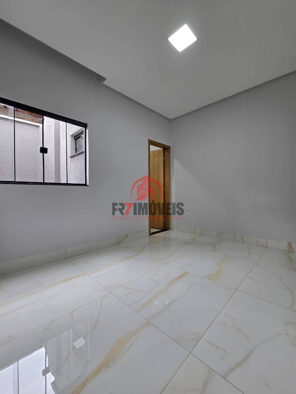 CASA COM 2 QUARTOS SENDO 1 SUÍTE NO ESTRELA DALVA - GOIÂNIA/GO