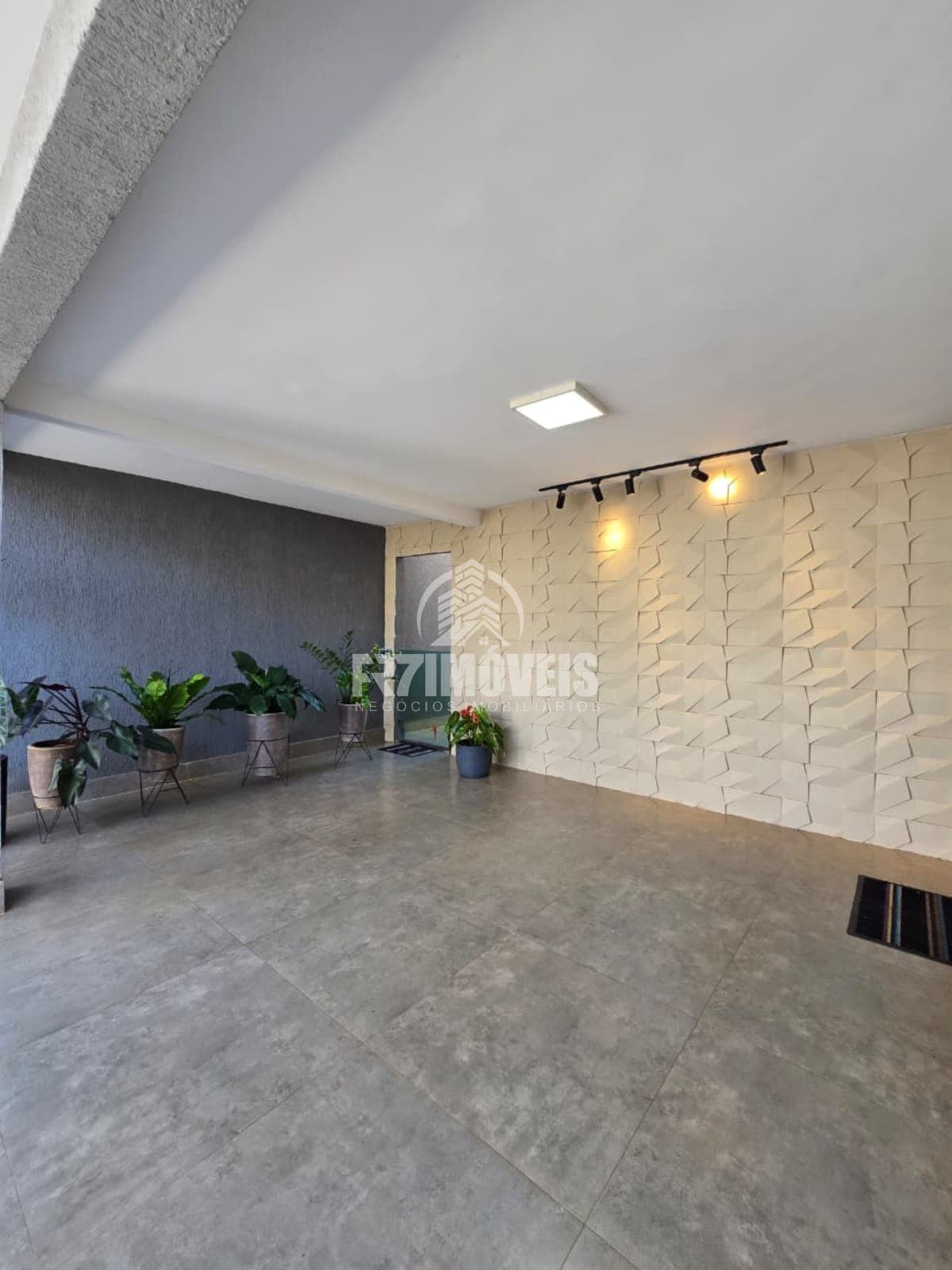 Sobrado 4Q, 2S - Rica em armários e lazer completo c/ Jacuzi - Jardim Ipê - Goiânia/GO