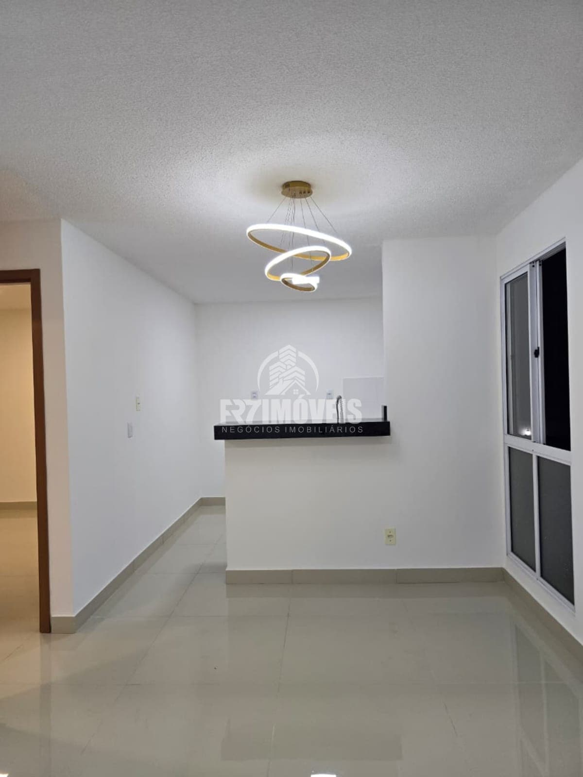 APARTAMENTO À VENDA NO CONDOMÍNIO GRAN VIENA – GOIÂNIA/GO
