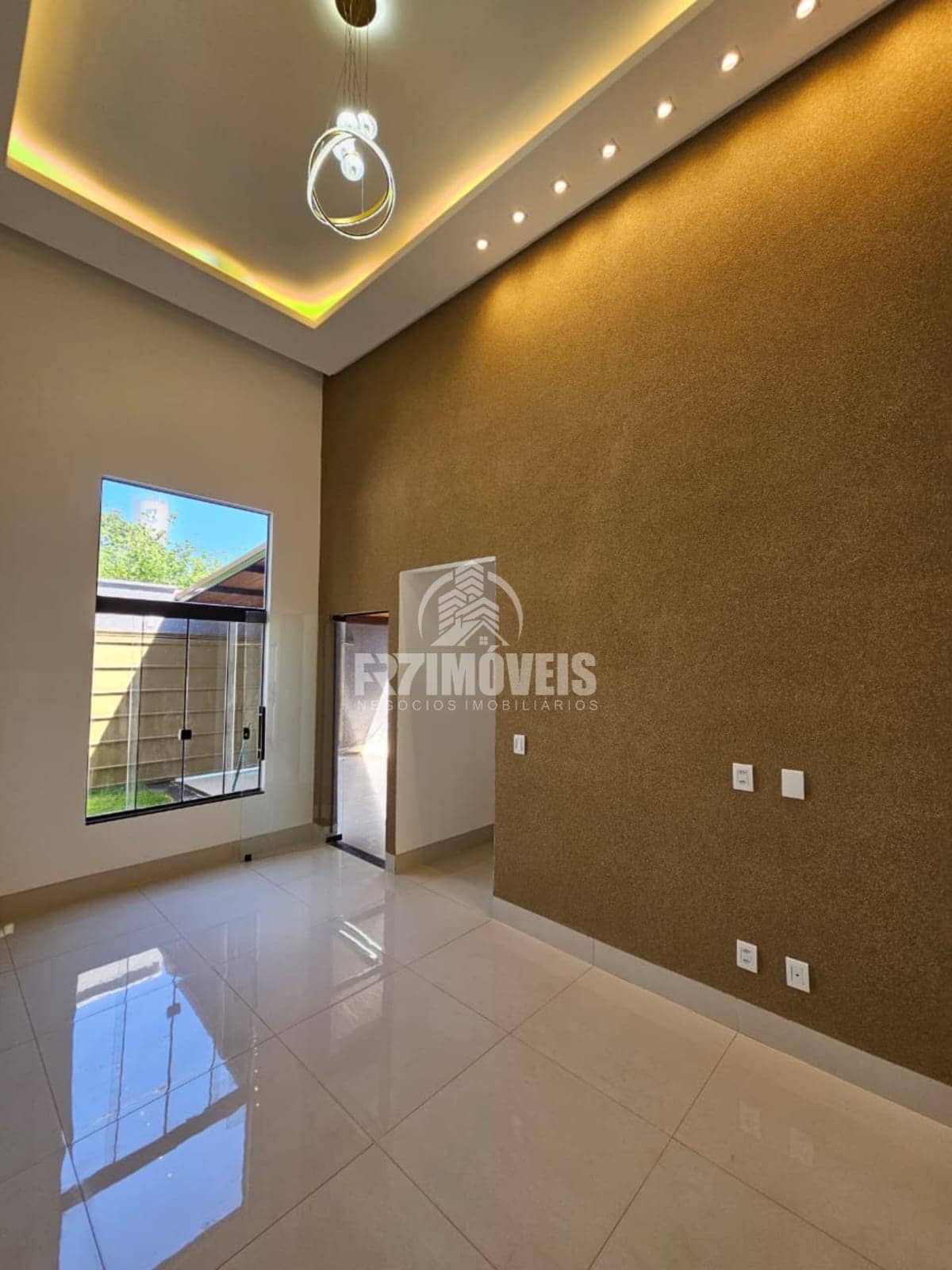 CASA RESIDENCIAL TRIUNFO – GOIANIRA/GO