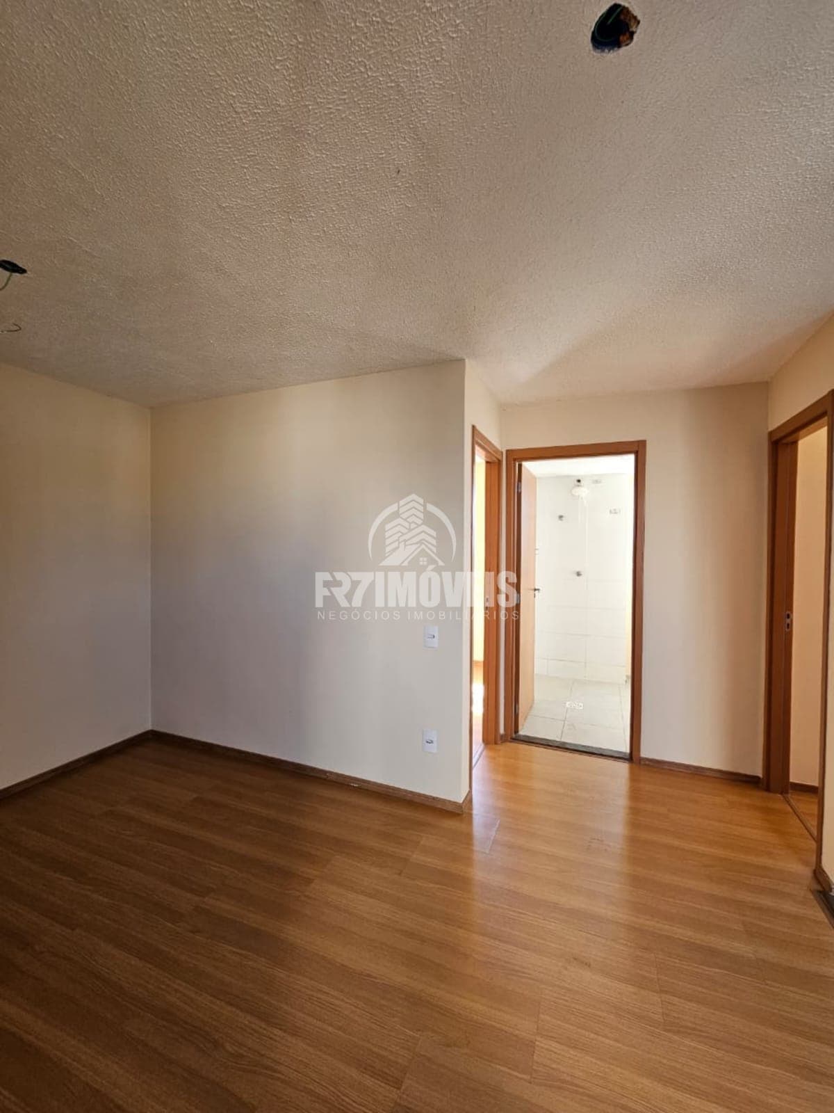 APARTAMENTO NO CONDOMÍNIO GRAN VALENCE - GOIÂNIA/GO