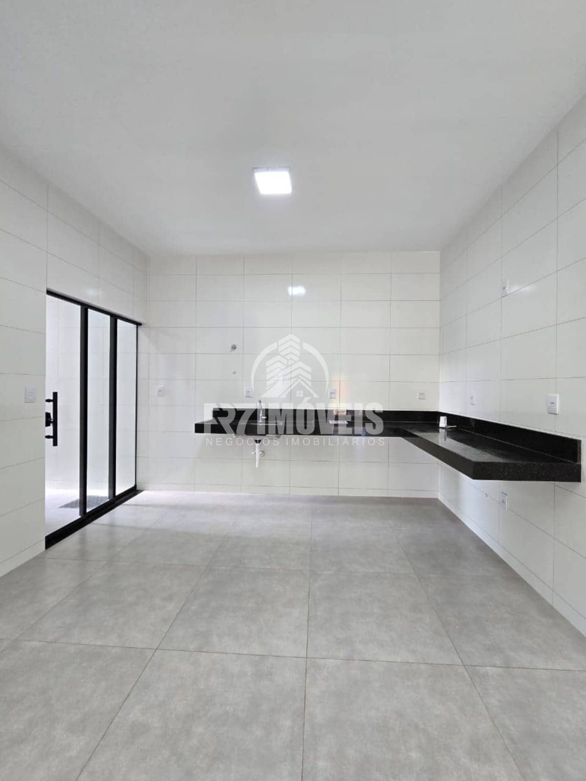 CASA DE ESQUINA SETOR ORLANDO DE MORAES - GOIÂNIA/GO
