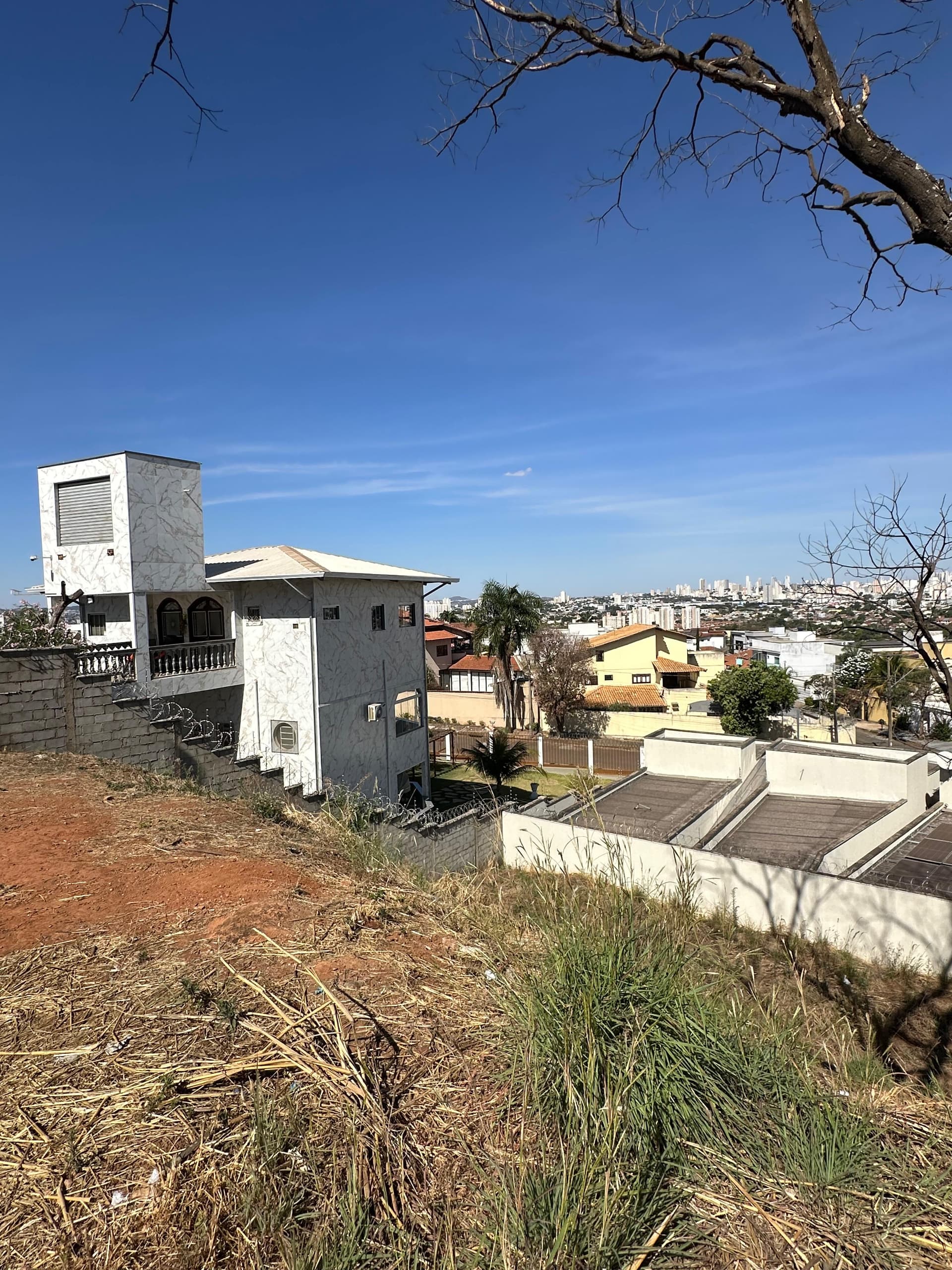 LOTE NO GENTIL MEIRELES - GOIÂNIA/GO
