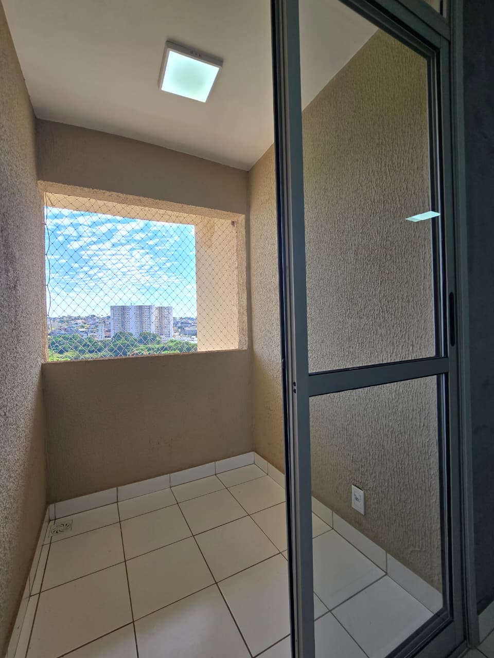 APARTAMENTO NO CONDOMÍNIO NOVA FAMA MARECHAL RONDON - GOIÂNIA/GO