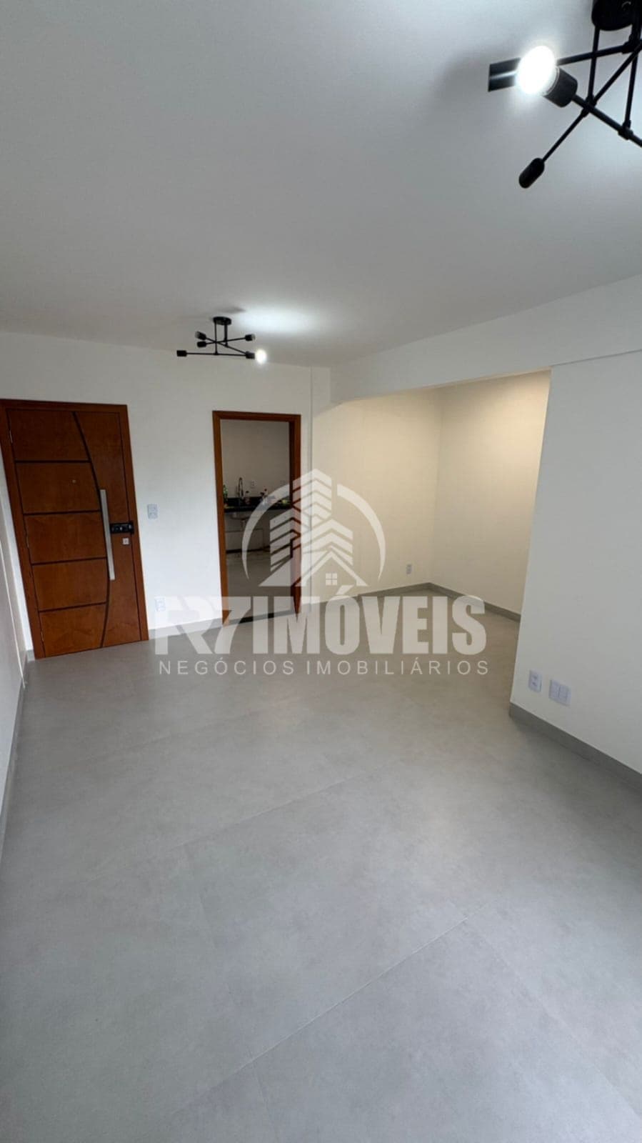APARTAMENTO EM CONDOMÍNIO NO SETOR JARDIM AMERICA - GOIÂNIA/GO