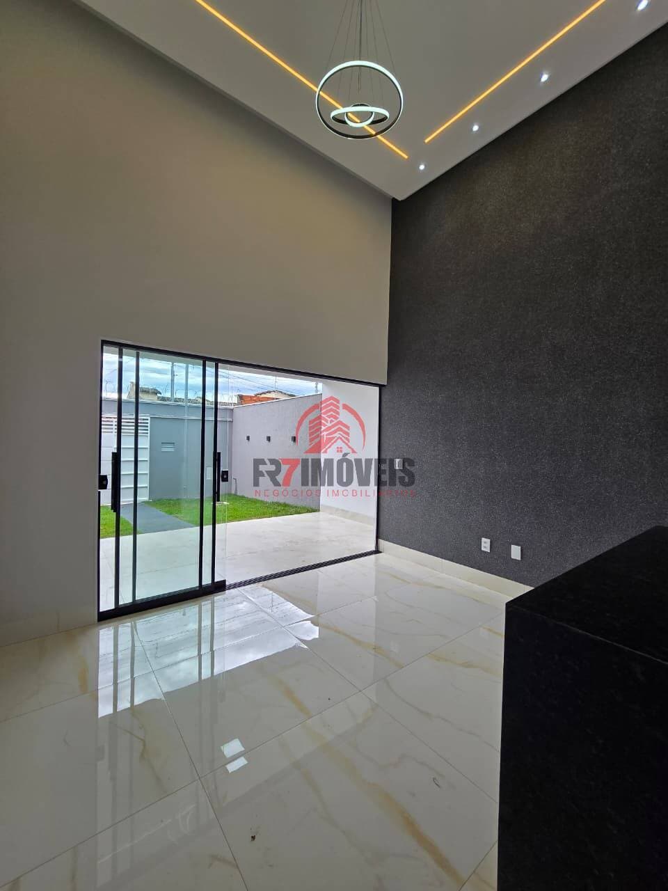 CASA COM 2 QUARTOS SENDO 1 SUÍTE NO ESTRELA DALVA - GOIÂNIA/GO