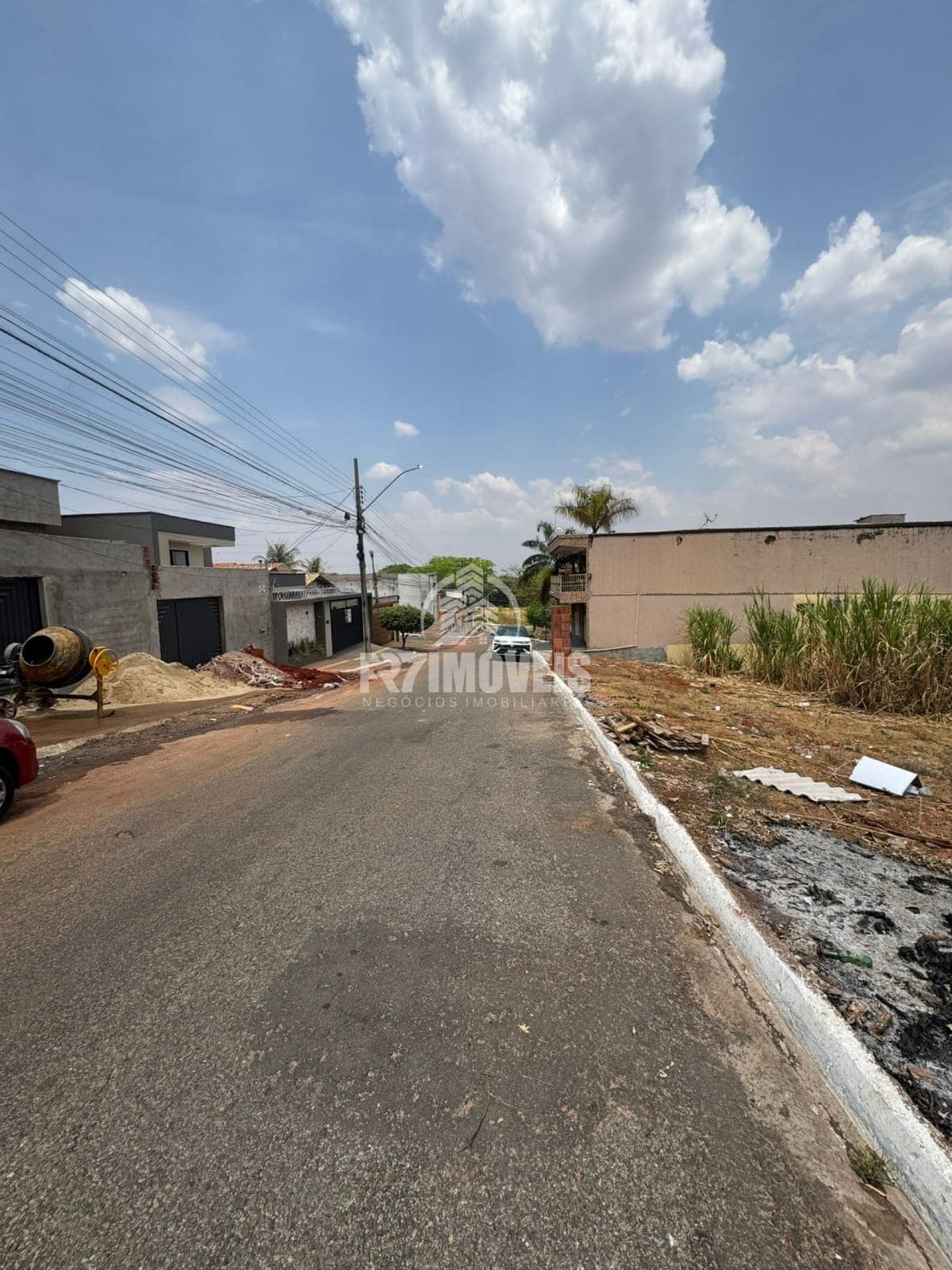 LOTE COM EXCELENTE LOCALIZAÇÃO NO JARDIM FONTE NOVA - GOIÂNIA/GO