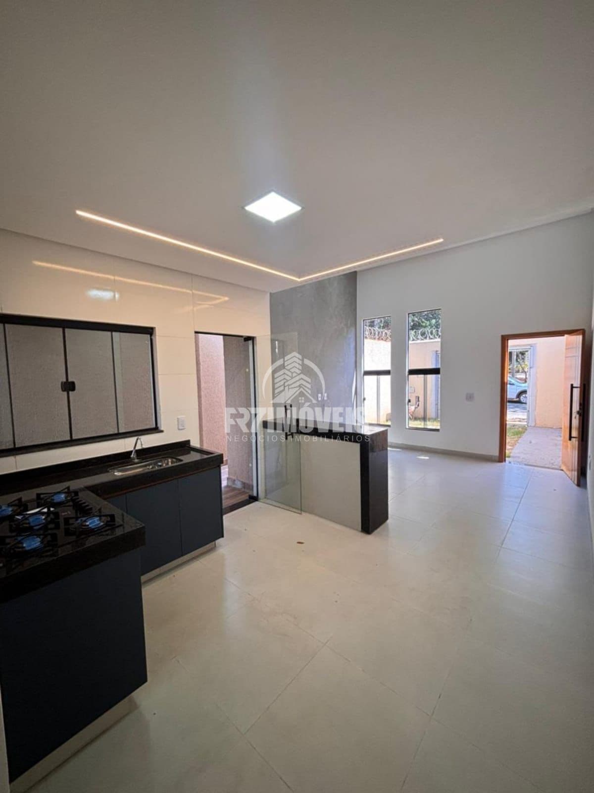 CASA BEM LOCALIZADA NO SETOR MARIA LOURENÇA – GOIÂNIA/GO