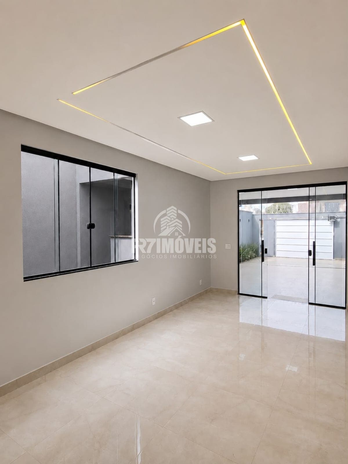 CASA NO SETOR RESIDENCIAL PARAÍSO - GOIÂNIA/GO