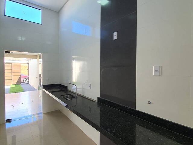 #392 - Casa para Venda em Goiânia - GO