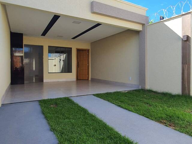 #392 - Casa para Venda em Goiânia - GO