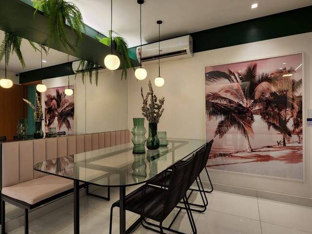 #520 - Apartamento para Venda em Goiânia - GO