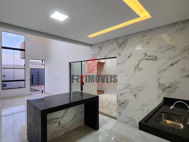 #890 - Casa para Venda em Goiânia - GO