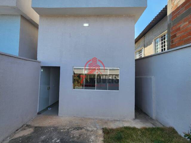 #1370 - Casa para Venda em Goiânia - GO