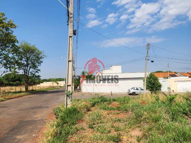 #1597 - Terreno para Venda em Goiânia - GO - 3