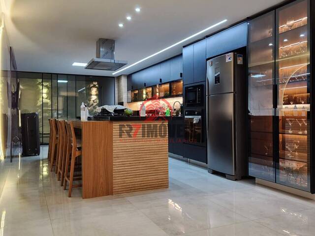 #1686 - Casa para Venda em Goiânia - GO