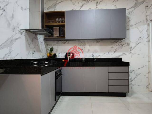 #1767 - Casa para Venda em Goiânia - GO