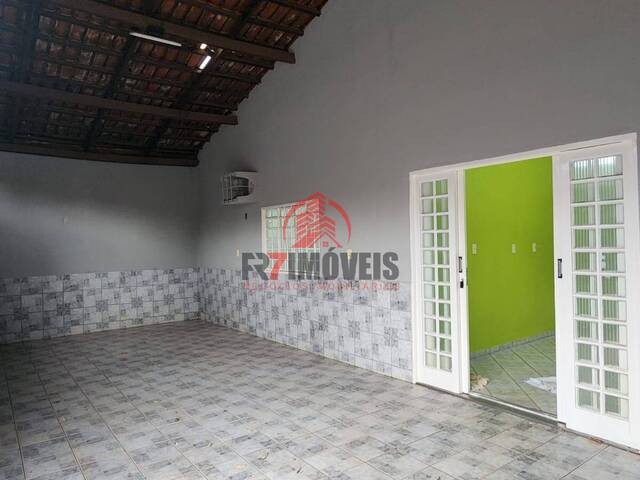 Casa para Venda em Goiânia - 4