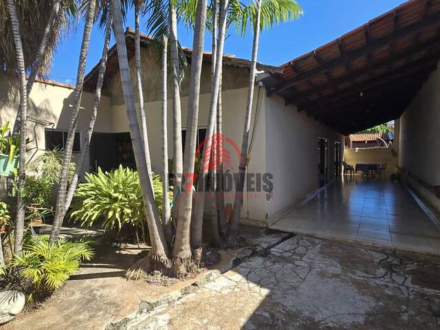 #2045 - Casa para Venda em Goiânia - GO