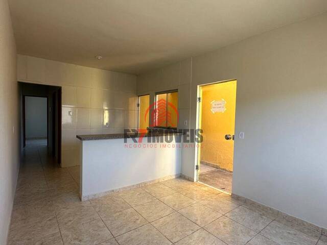 #2070 - Casa para Venda em Goiânia - GO