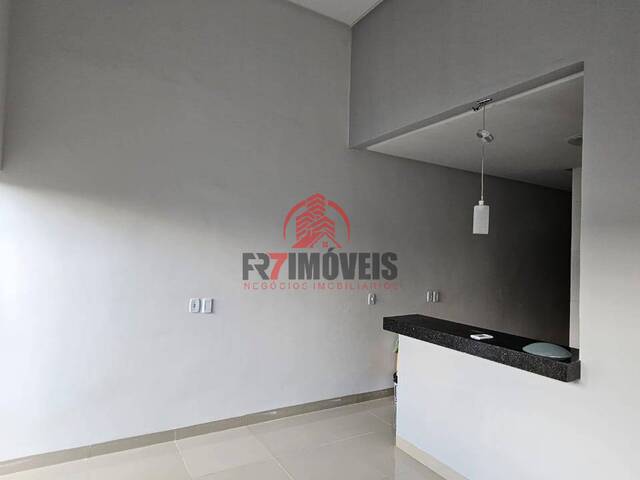 #2322 - Casa para Venda em Goiânia - GO