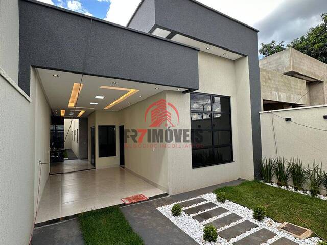 #2383 - Casa para Venda em Goiânia - GO