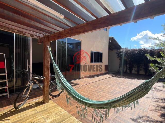 #2422 - Casa para Venda em Goiânia - GO