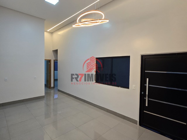 #2449 - Casa para Venda em Goiânia - GO