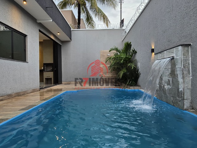 #2449 - Casa para Venda em Goiânia - GO