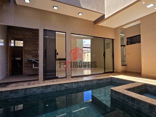 #2463 - Casa para Venda em Goiânia - GO