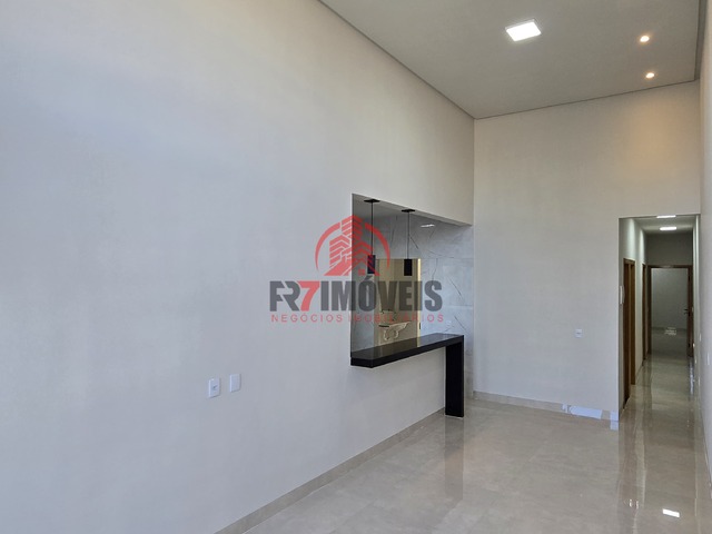 #2642 - Casa para Venda em Goiânia - GO - 3