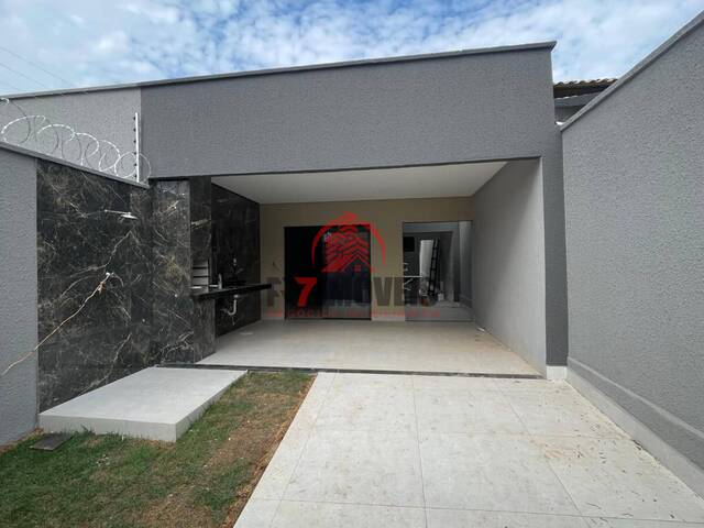 #2666 - Casa para Venda em Goiânia - GO - 1