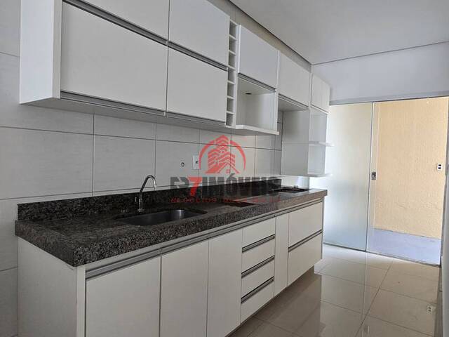 #2669 - Casa para Venda em Goiânia - GO - 2