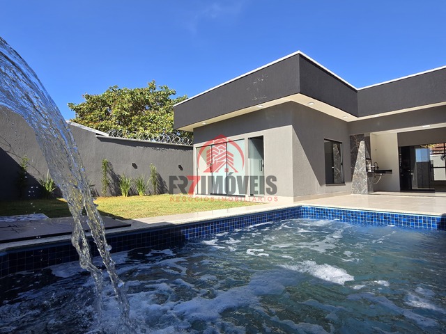 #2699 - Casa para Venda em Goiânia - GO - 2