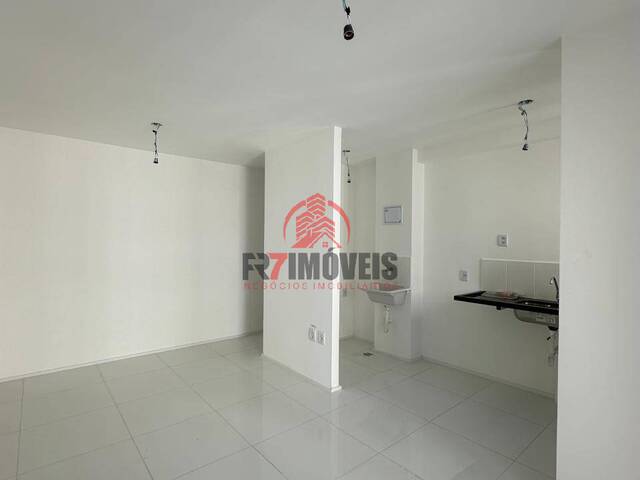 #2751 - Apartamento para Venda em Goiânia - GO - 3