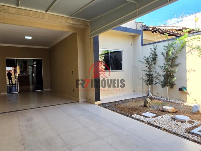 #2773 - Casa para Venda em Goiânia - GO - 1