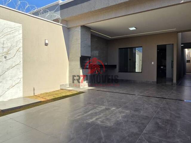 #2783 - Casa para Venda em Goiânia - GO - 1