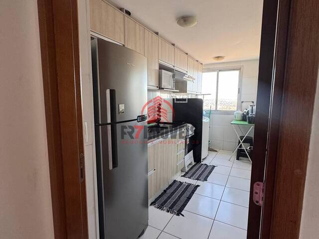 #2797 - Apartamento para Venda em Goiânia - GO - 2