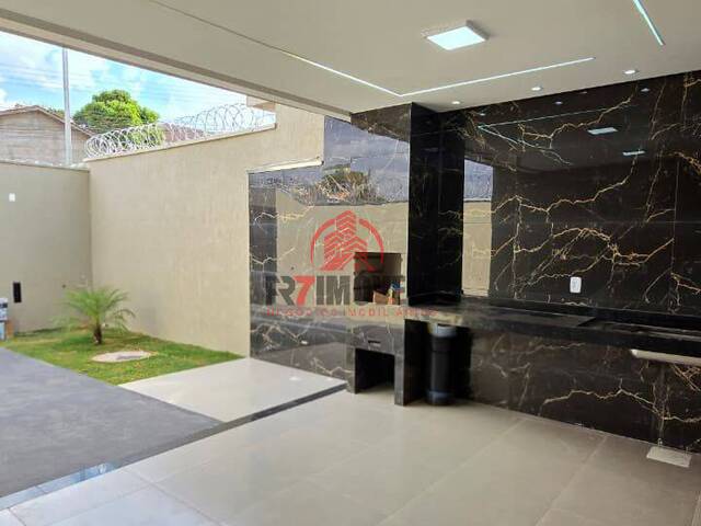 #2831 - Casa para Venda em Goiânia - GO - 3