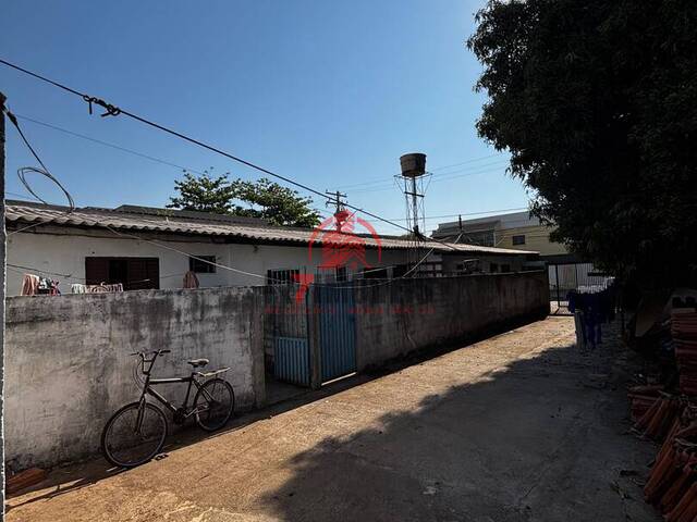 #2855 - Casa para Venda em Goiânia - GO - 3