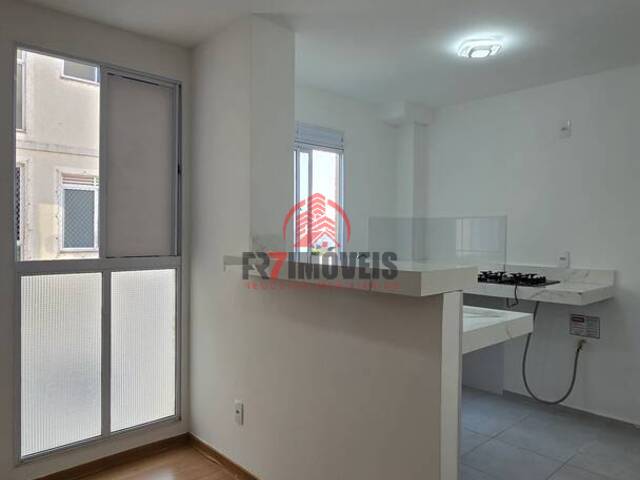 #2856 - Apartamento para Venda em Goiânia - GO - 2