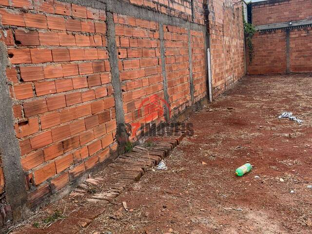 #2858 - Terreno para Venda em Goiânia - GO - 2