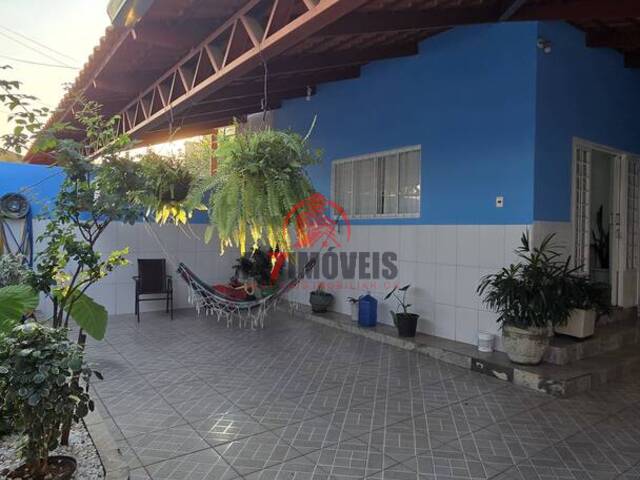 #2863 - Casa para Venda em Goiânia - GO - 1