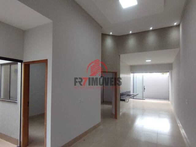 #2859 - Casa para Venda em Goiânia - GO - 2