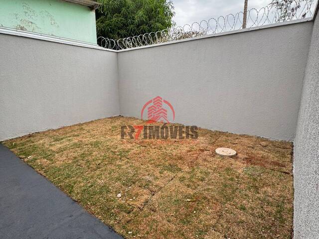 #2871 - Casa para Venda em Goianira - GO - 2