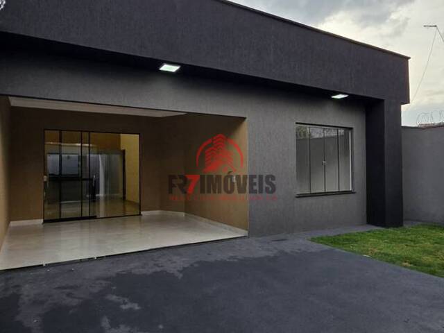 #2874 - Casa para Venda em Goiânia - GO - 1