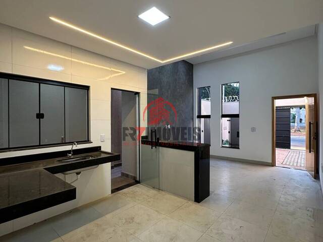 #2881 - Casa para Venda em Goiânia - GO - 3