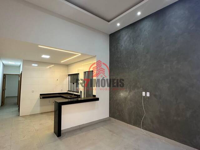 #2881 - Casa para Venda em Goiânia - GO - 2