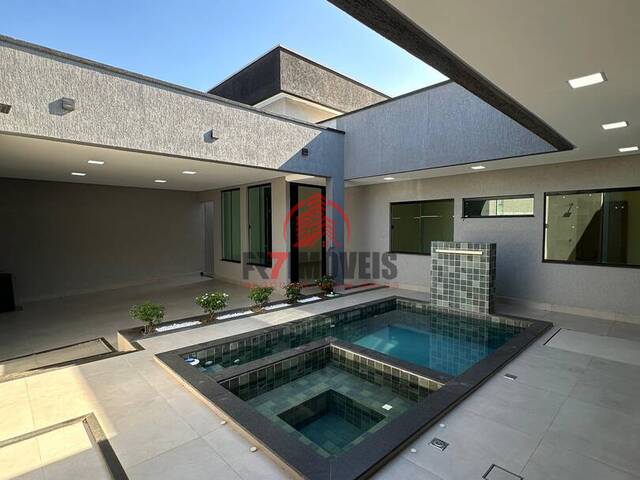 #2883 - Casa para Venda em Goiânia - GO - 1