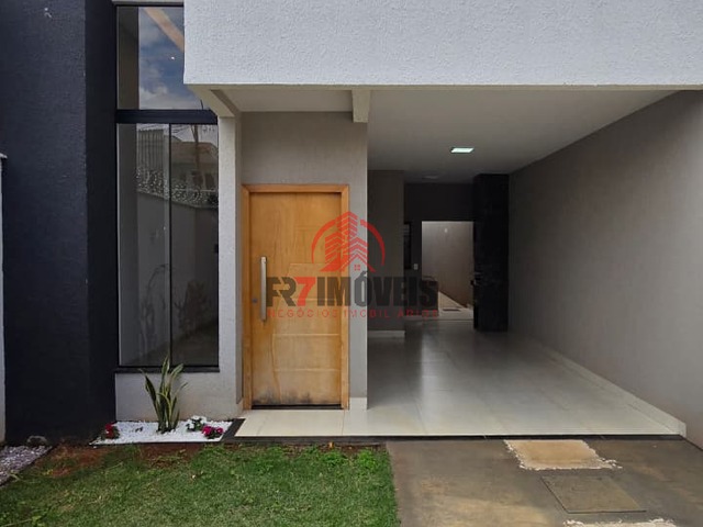 #2906 - Casa para Venda em Goiânia - GO